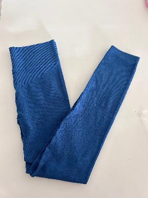 Seamless Yoga & Fitness Set – Long Sleeve Crop Top + High-Waist Leggings for Women